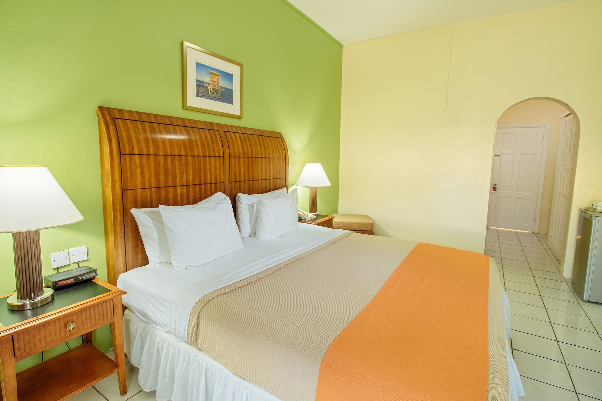 Bay Gardens Inn Gros Islet Exterior photo